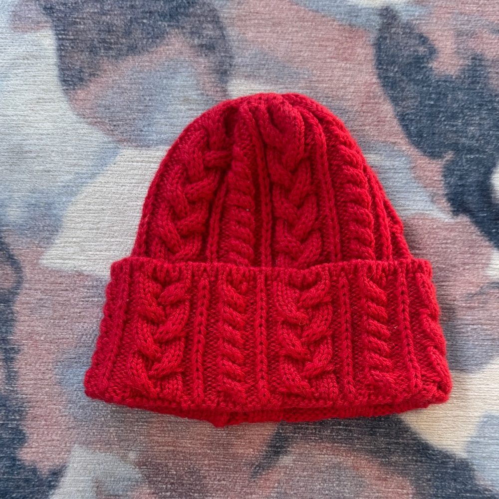 NWOT Kerry Woolen Mills Red Cable Knit Fishermen’s Beanie | Made in Ireland